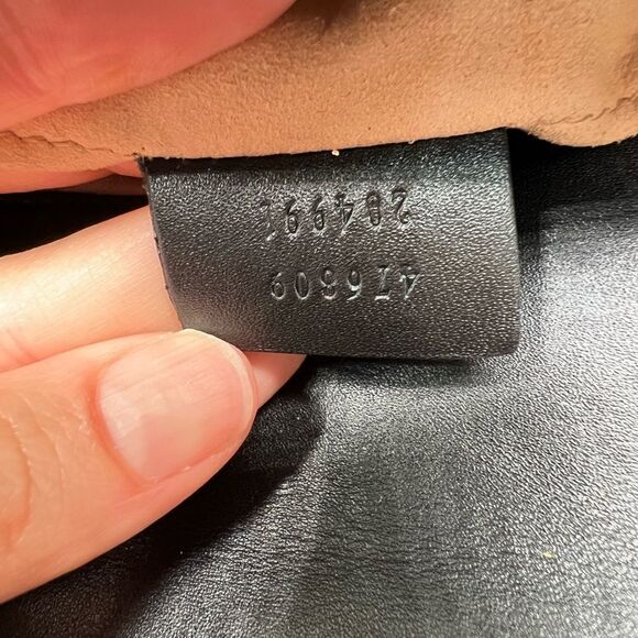 Gucci Off White Matelassé Leather GG Black Marmont Chain Belt Bag - Picture 8 of 10